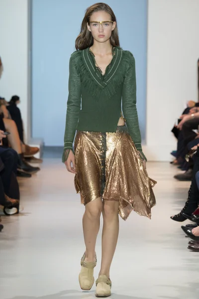 Look 23